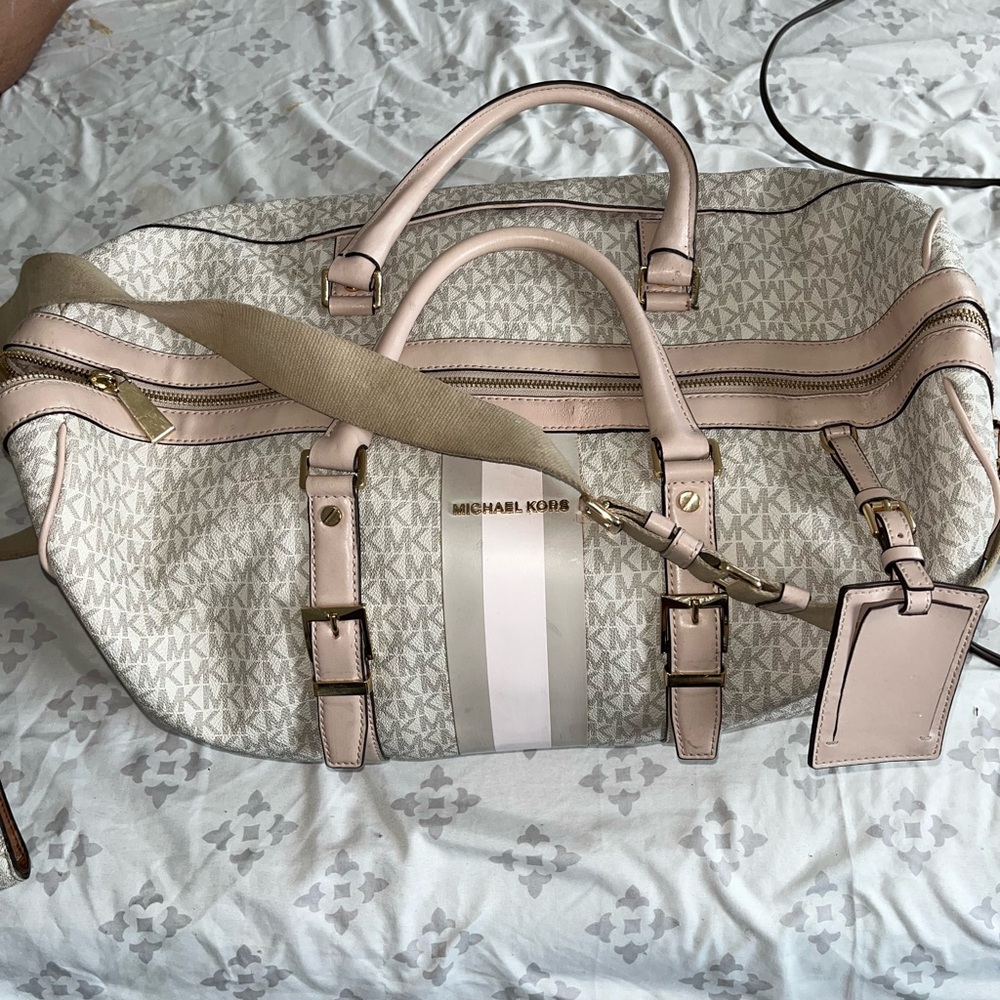 Michael Kors L duffel bag